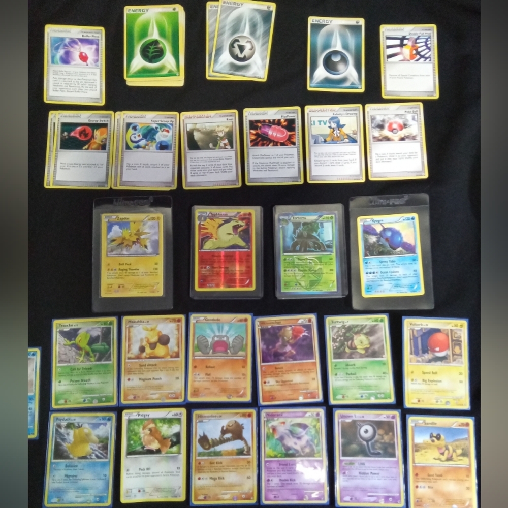 Pokemon Cards Rare Holo Mint Perfect Plastic Sleeves Collection Bundle Trading